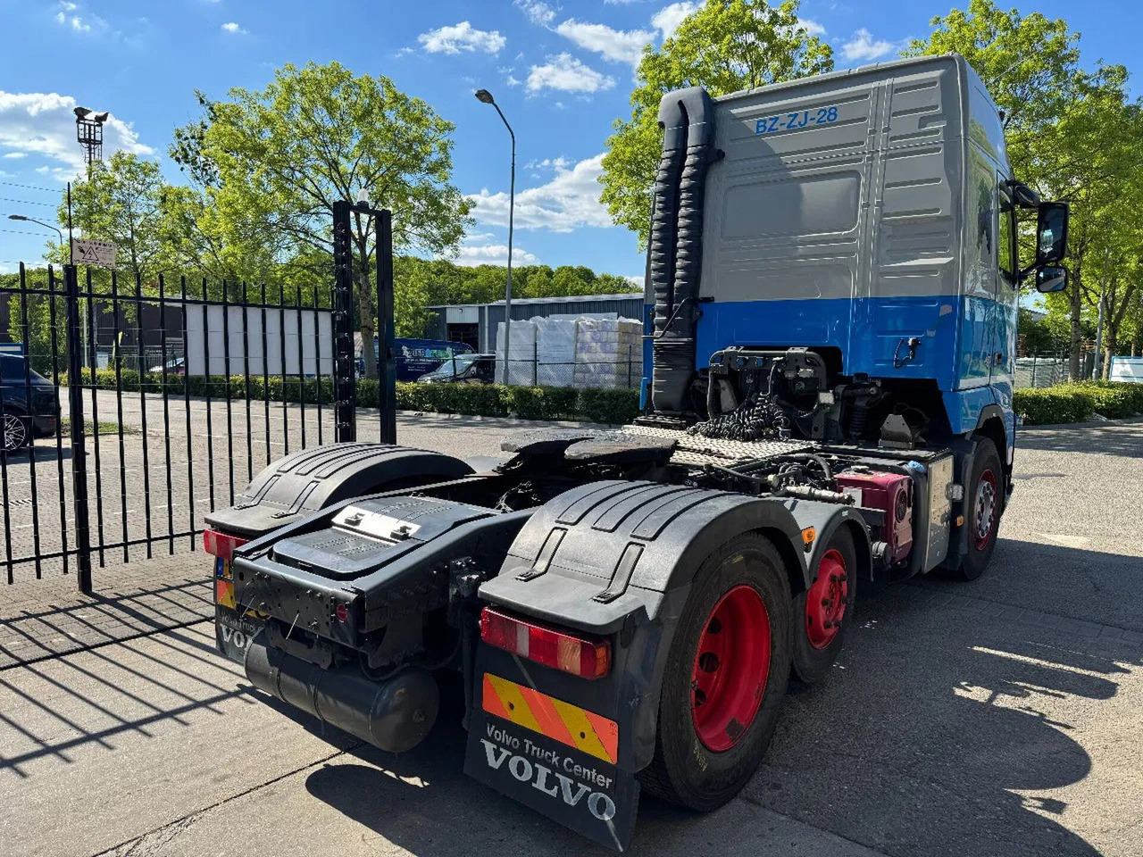 Volvo FH 460 6X2 EURO 5 GARDNER DENVER - Tegljač: slika Volvo FH 460 6X2 EURO 5 GARDNER DENVER - Tegljač Volvo FH 460 6X2 EURO 5 GARDNER DENVER - Tegljač: slika Volvo FH 460 6X2 EURO 5 GARDNER DENVER - Tegljač