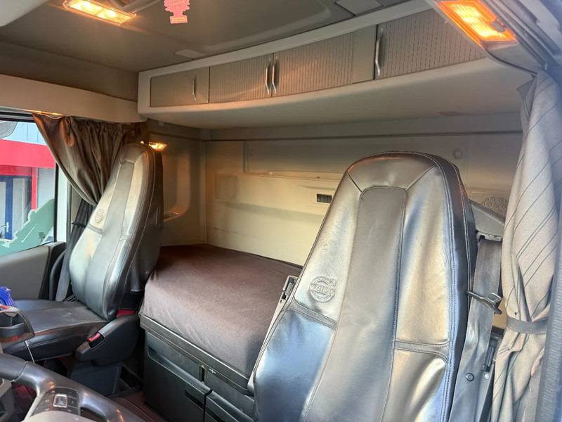 Tegljač Volvo FH 500 6X4 - BIG AXLES - EURO 6 + TIPPER HYDRAULICS: slika Tegljač Volvo FH 500 6X4 - BIG AXLES - EURO 6 + TIPPER HYDRAULICS