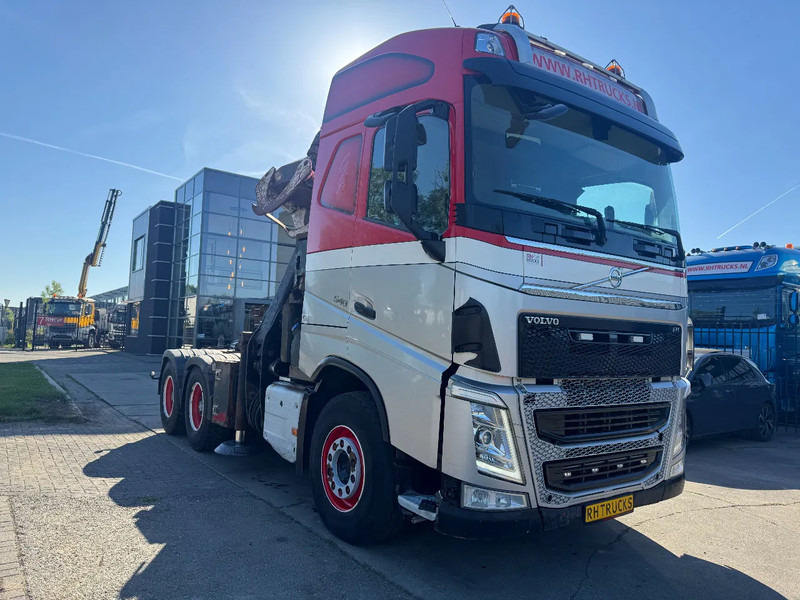 Tegljač Volvo FH 540 6X4 - EURO 6 + PALFINGER EPSILON S260Z96: slika Tegljač Volvo FH 540 6X4 - EURO 6 + PALFINGER EPSILON S260Z96