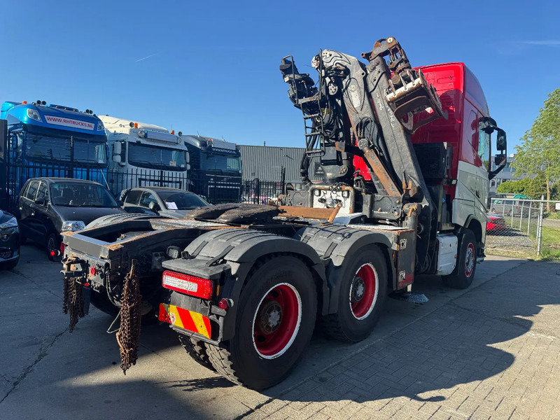 Tegljač Volvo FH 540 6X4 - EURO 6 + PALFINGER EPSILON S260Z96: slika Tegljač Volvo FH 540 6X4 - EURO 6 + PALFINGER EPSILON S260Z96