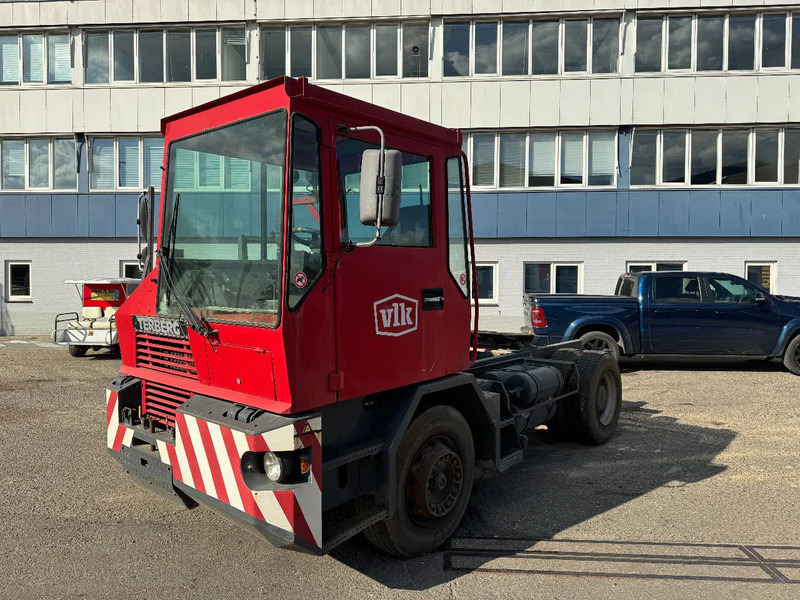 Terberg TT17 TT17 HUB REDUCTION - Terminalni traktor: slika Terberg TT17 TT17 HUB REDUCTION - Terminalni traktor Terberg TT17 TT17 HUB REDUCTION - Terminalni traktor: slika Terberg TT17 TT17 HUB REDUCTION - Terminalni traktor