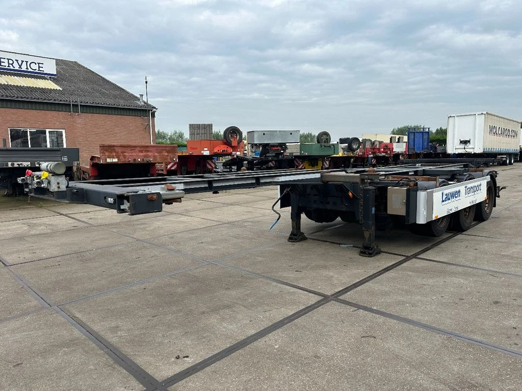 Tracon TRAILERS LZV MET SCHOTEL LIFT EN STUURAS - Transporter kontejnera/ Poluprikolica s izmjenjivim sanducima: slika Tracon TRAILERS LZV MET SCHOTEL LIFT EN STUURAS - Transporter kontejnera/ Poluprikolica s izmjenjivim sanducima Tracon TRAILERS LZV MET SCHOTEL LIFT EN STUURAS - Transporter kontejnera/ Poluprikolica s izmjenjivim sanducima: slika Tracon TRAILERS LZV MET SCHOTEL LIFT EN STUURAS - Transporter kontejnera/ Poluprikolica s izmjenjivim sanducima