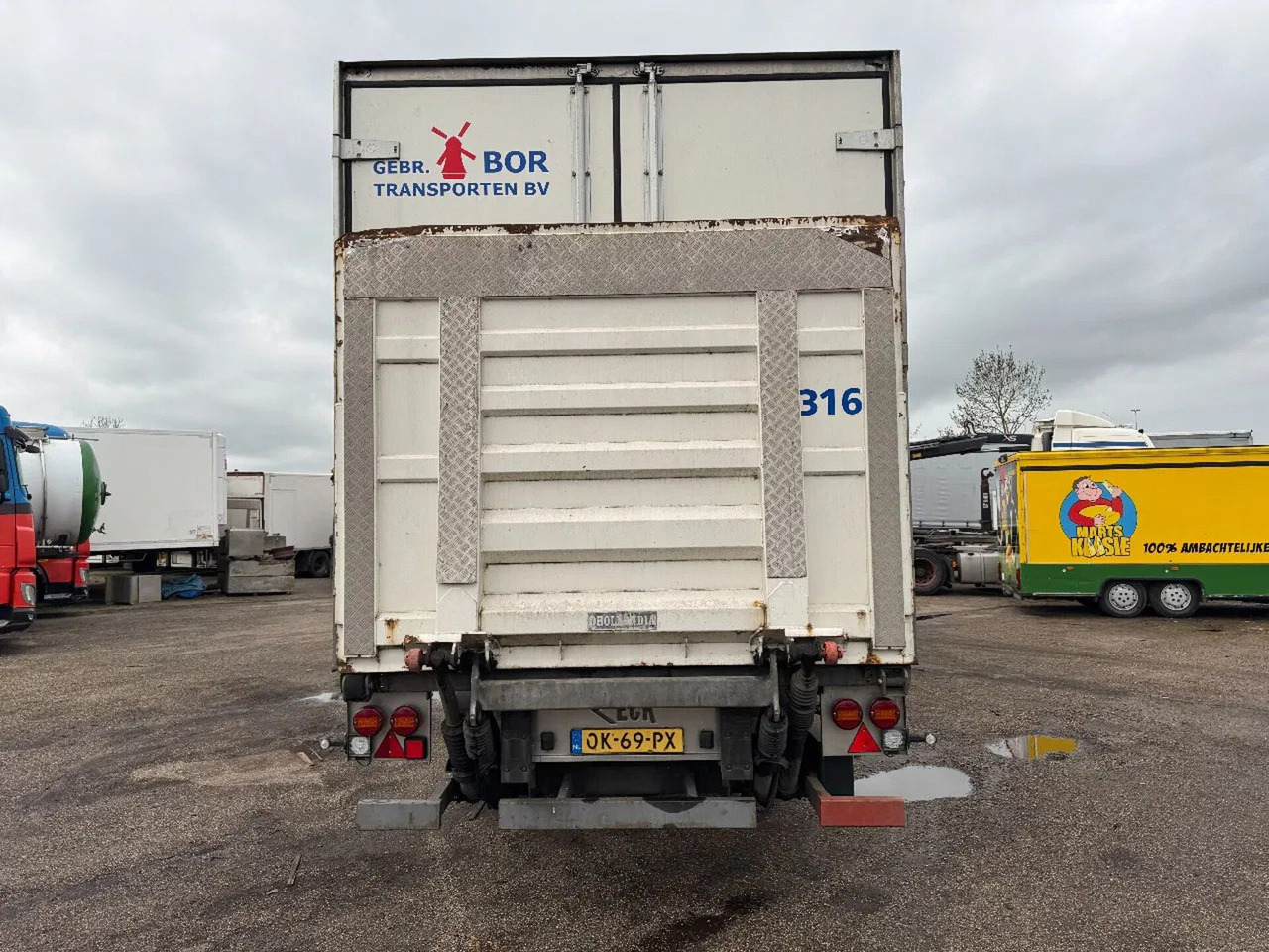 Van Eck UT 3B CARRIER VECTOR 1850 + DHOLLANDIA LIFT 2500 - Poluprikolica hladnjača: slika Van Eck UT 3B CARRIER VECTOR 1850 + DHOLLANDIA LIFT 2500 - Poluprikolica hladnjača Van Eck UT 3B CARRIER VECTOR 1850 + DHOLLANDIA LIFT 2500 - Poluprikolica hladnjača: slika Van Eck UT 3B CARRIER VECTOR 1850 + DHOLLANDIA LIFT 2500 - Poluprikolica hladnjača