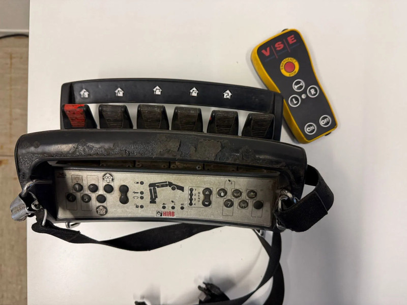 Van Hool VHLO-205 AN, HIAB 099E-1HIPRO REMOTE CONTROLE - Poluprikolica plato/ Otvoreni sanduk: slika Van Hool VHLO-205 AN, HIAB 099E-1HIPRO REMOTE CONTROLE - Poluprikolica plato/ Otvoreni sanduk Van Hool VHLO-205 AN, HIAB 099E-1HIPRO REMOTE CONTROLE - Poluprikolica plato/ Otvoreni sanduk: slika Van Hool VHLO-205 AN, HIAB 099E-1HIPRO REMOTE CONTROLE - Poluprikolica plato/ Otvoreni sanduk