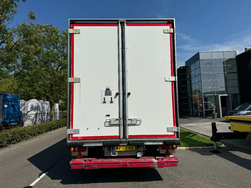 Volvo FH 12.420 4X2 EURO 3+ BURG HANGER + THERMO KING + DHOLLANDIA LIFT - Kamion hladnjača: slika Volvo FH 12.420 4X2 EURO 3+ BURG HANGER + THERMO KING + DHOLLANDIA LIFT - Kamion hladnjača Volvo FH 12.420 4X2 EURO 3+ BURG HANGER + THERMO KING + DHOLLANDIA LIFT - Kamion hladnjača: slika Volvo FH 12.420 4X2 EURO 3+ BURG HANGER + THERMO KING + DHOLLANDIA LIFT - Kamion hladnjača