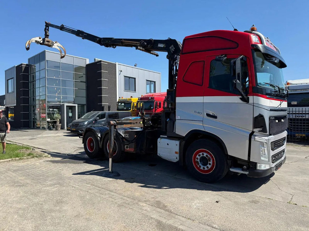 Volvo FH 540 6X4 - EURO 6 + PALFINGER EPSILON S260Z96 - Kamion s kranom: slika Volvo FH 540 6X4 - EURO 6 + PALFINGER EPSILON S260Z96 - Kamion s kranom Volvo FH 540 6X4 - EURO 6 + PALFINGER EPSILON S260Z96 - Kamion s kranom: slika Volvo FH 540 6X4 - EURO 6 + PALFINGER EPSILON S260Z96 - Kamion s kranom
