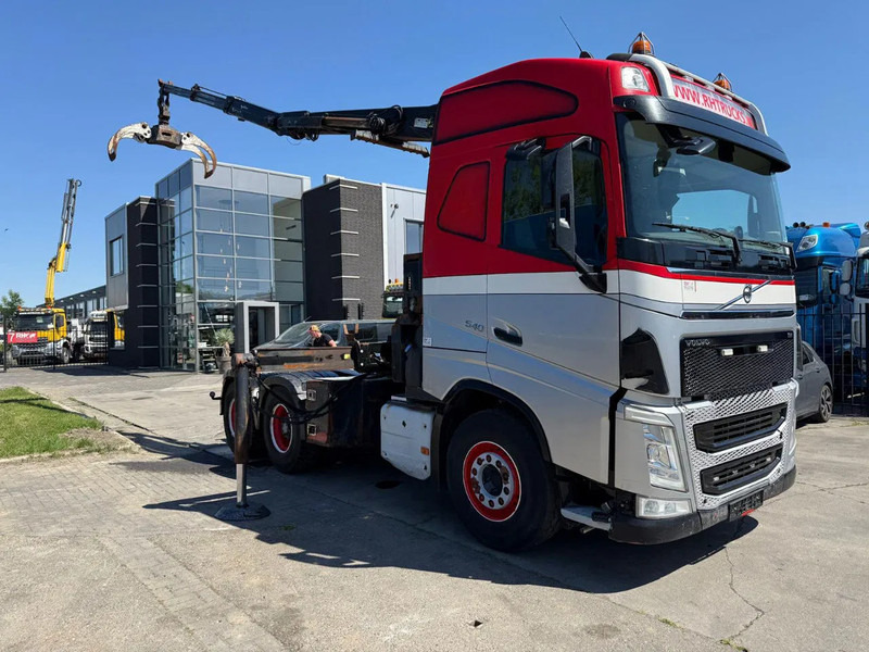 Volvo FH 540 6X4 - EURO 6 + PALFINGER EPSILON S260Z96 - Kamion s kranom: slika Volvo FH 540 6X4 - EURO 6 + PALFINGER EPSILON S260Z96 - Kamion s kranom Volvo FH 540 6X4 - EURO 6 + PALFINGER EPSILON S260Z96 - Kamion s kranom: slika Volvo FH 540 6X4 - EURO 6 + PALFINGER EPSILON S260Z96 - Kamion s kranom
