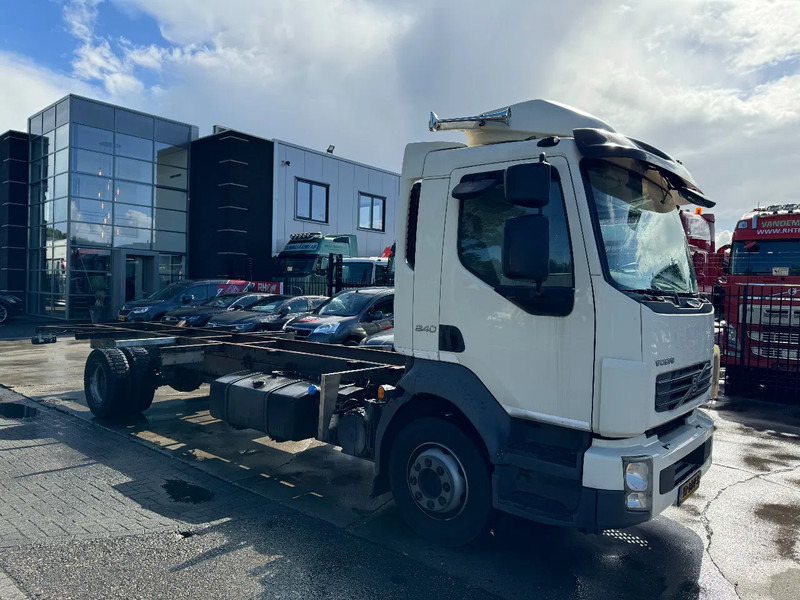 Volvo FL 240 4X2 - EURO 5 CHASSIS - Kamion-šasija: slika Volvo FL 240 4X2 - EURO 5 CHASSIS - Kamion-šasija Volvo FL 240 4X2 - EURO 5 CHASSIS - Kamion-šasija: slika Volvo FL 240 4X2 - EURO 5 CHASSIS - Kamion-šasija