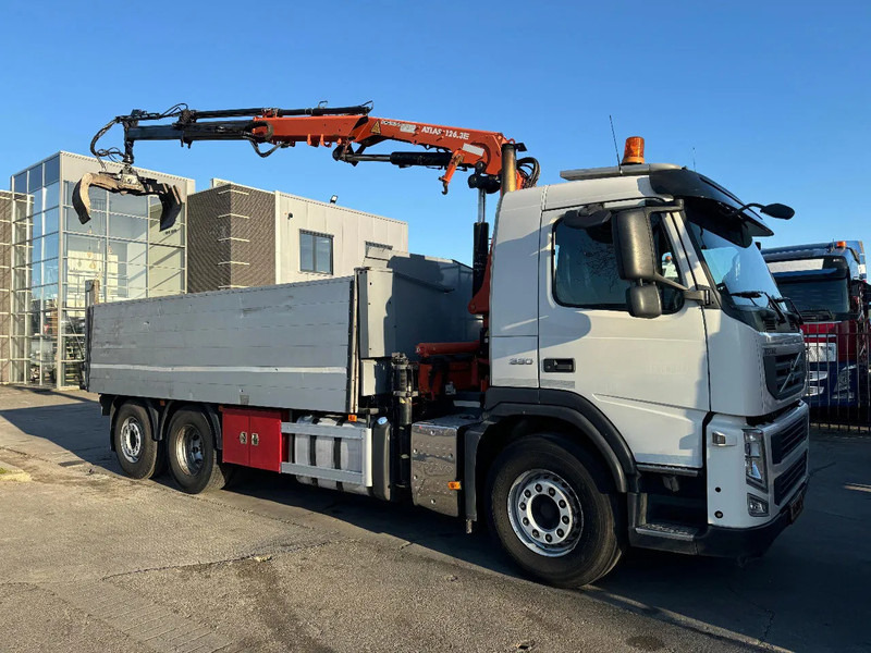Volvo FM 330 6X2 - EURO 5 + ATLAS 126.3E A2 + REMOTE + LIFT/STEERING AXLE - Kamion s kranom: slika Volvo FM 330 6X2 - EURO 5 + ATLAS 126.3E A2 + REMOTE + LIFT/STEERING AXLE - Kamion s kranom Volvo FM 330 6X2 - EURO 5 + ATLAS 126.3E A2 + REMOTE + LIFT/STEERING AXLE - Kamion s kranom: slika Volvo FM 330 6X2 - EURO 5 + ATLAS 126.3E A2 + REMOTE + LIFT/STEERING AXLE - Kamion s kranom