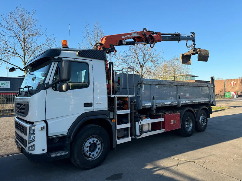 Volvo FM 330 6X2 - EURO 5 + ATLAS 126.3E A2 + REMOTE + LIFT/STEERING AXLE - Kiper, Kamion s kranom: slika Volvo FM 330 6X2 - EURO 5 + ATLAS 126.3E A2 + REMOTE + LIFT/STEERING AXLE - Kiper, Kamion s kranom Volvo FM 330 6X2 - EURO 5 + ATLAS 126.3E A2 + REMOTE + LIFT/STEERING AXLE - Kiper, Kamion s kranom: slika Volvo FM 330 6X2 - EURO 5 + ATLAS 126.3E A2 + REMOTE + LIFT/STEERING AXLE - Kiper, Kamion s kranom