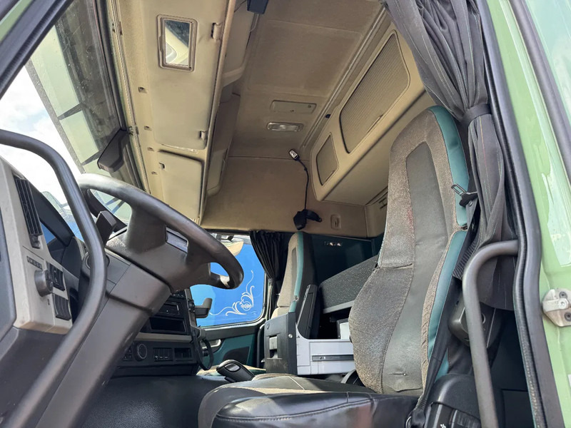 Kamion s kukastom dizalicom Volvo FM 410 6X2 EURO 6 VDL 20 T HOOK LIFTING AXLE: slika Kamion s kukastom dizalicom Volvo FM 410 6X2 EURO 6 VDL 20 T HOOK LIFTING AXLE