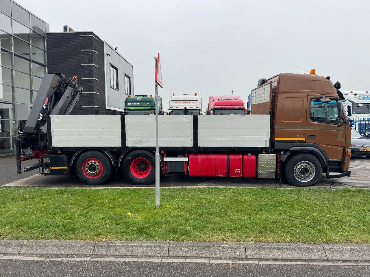 Kamion s otvorenim sandukom, Kamion s kranom Volvo FM 500 6X2 EURO 5 HIAB 211 EP5 + REMOTE CONTROL: slika Kamion s otvorenim sandukom, Kamion s kranom Volvo FM 500 6X2 EURO 5 HIAB 211 EP5 + REMOTE CONTROL