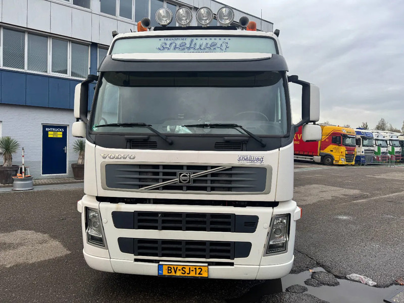 Kamion s kranom Volvo FM 9.340 6X2 EURO 5 HIAB 211 EP3 + REMOTE CONTROL: slika Kamion s kranom Volvo FM 9.340 6X2 EURO 5 HIAB 211 EP3 + REMOTE CONTROL