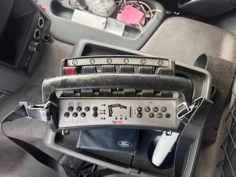 Kamion s kranom Volvo FM 9.340 6X2 EURO 5 HIAB 211 EP3 + REMOTE CONTROL: slika Kamion s kranom Volvo FM 9.340 6X2 EURO 5 HIAB 211 EP3 + REMOTE CONTROL