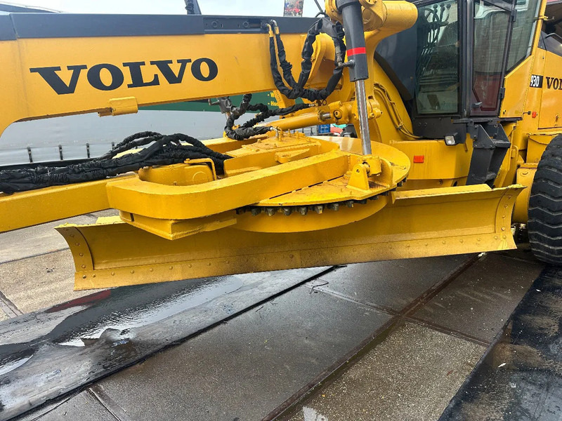 Grejder Volvo G 930: slika Grejder Volvo G 930