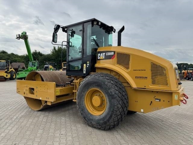CAT CS 66 B - Kompaktor: slika CAT CS 66 B - Kompaktor CAT CS 66 B - Kompaktor: slika CAT CS 66 B - Kompaktor