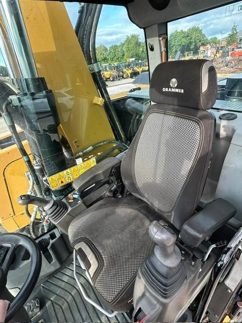 Bager na kotačima CAT M 318 F: slika Bager na kotačima CAT M 318 F Bager na kotačima CAT M 318 F: slika Bager na kotačima CAT M 318 F