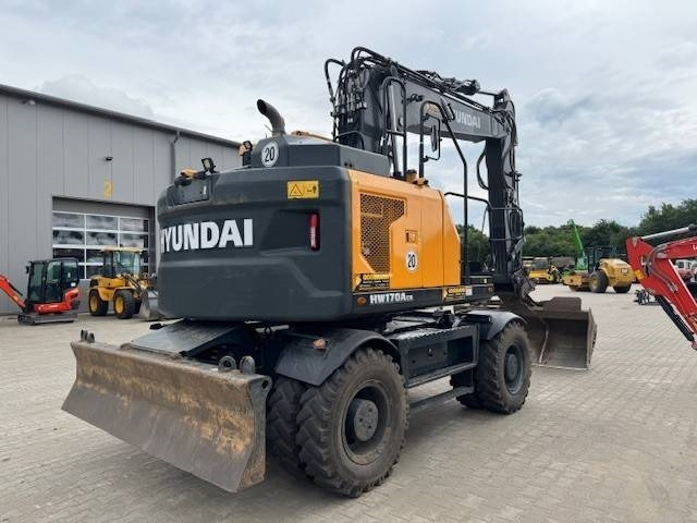 HYUNDAI HW170 ACR - Bager na kotačima: slika HYUNDAI HW170 ACR - Bager na kotačima HYUNDAI HW170 ACR - Bager na kotačima: slika HYUNDAI HW170 ACR - Bager na kotačima