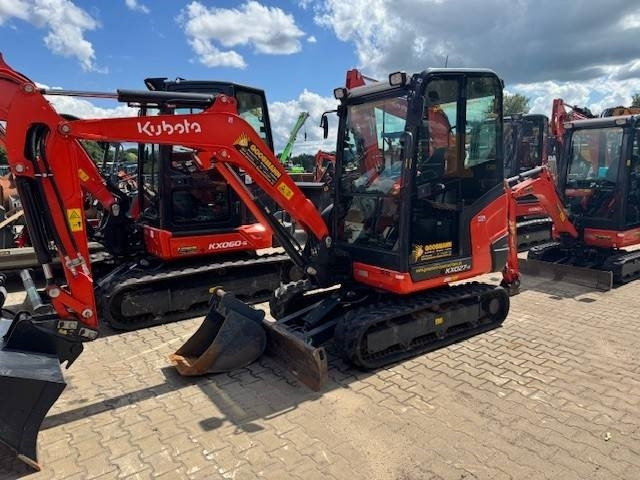 Kubota KX 027-4 - Mini bager: slika Kubota KX 027-4 - Mini bager Kubota KX 027-4 - Mini bager: slika Kubota KX 027-4 - Mini bager