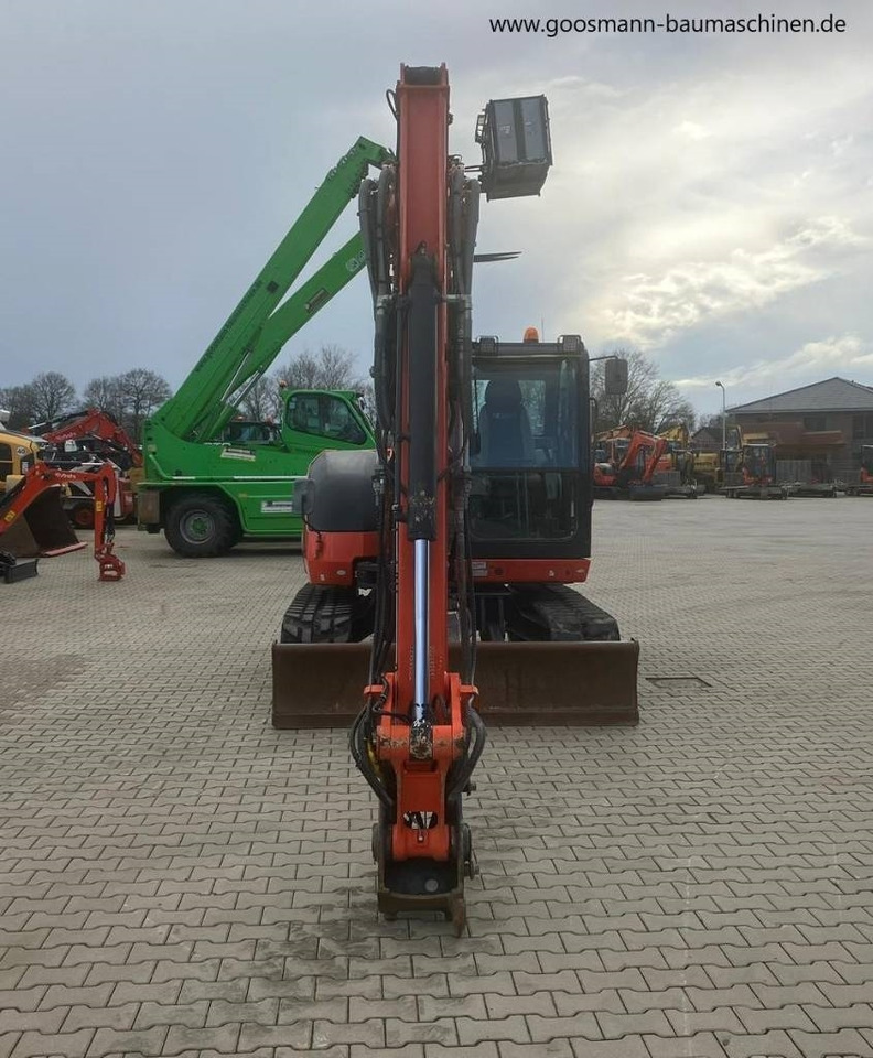 Kubota KX080-4a - Mini bager: slika Kubota KX080-4a - Mini bager Kubota KX080-4a - Mini bager: slika Kubota KX080-4a - Mini bager