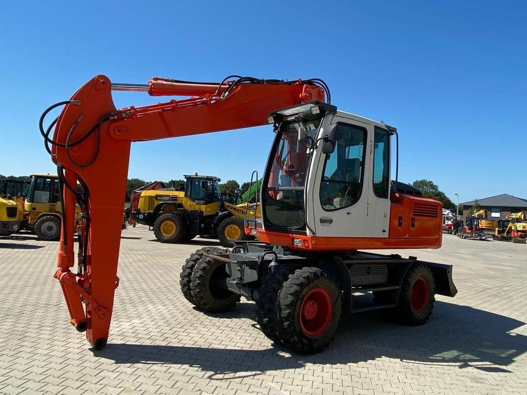 Liebherr A 900 C - Bager na kotačima: slika Liebherr A 900 C - Bager na kotačima Liebherr A 900 C - Bager na kotačima: slika Liebherr A 900 C - Bager na kotačima