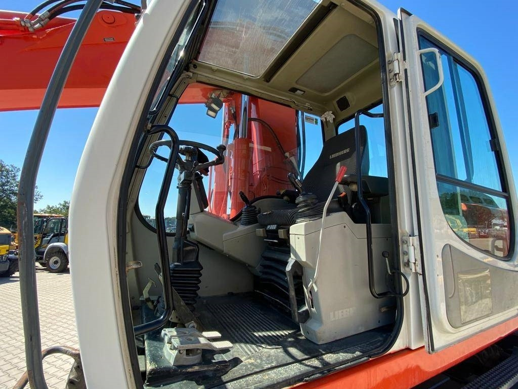 Liebherr A 900 C - Bager na kotačima: slika Liebherr A 900 C - Bager na kotačima Liebherr A 900 C - Bager na kotačima: slika Liebherr A 900 C - Bager na kotačima