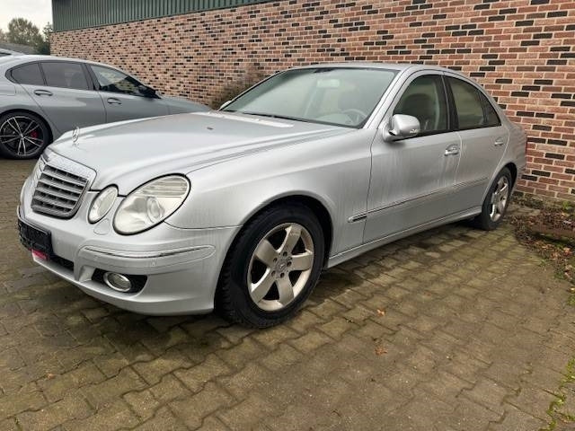 Mercedes-Benz E 280 CDI 4Matic - Automobil: slika Mercedes-Benz E 280 CDI 4Matic - Automobil Mercedes-Benz E 280 CDI 4Matic - Automobil: slika Mercedes-Benz E 280 CDI 4Matic - Automobil