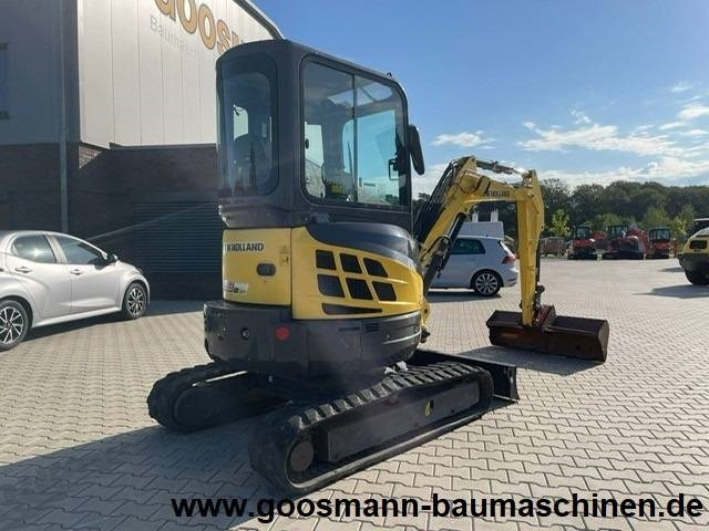 NEW HOLLAND E 29 B SR - Mini bager: slika NEW HOLLAND E 29 B SR - Mini bager NEW HOLLAND E 29 B SR - Mini bager: slika NEW HOLLAND E 29 B SR - Mini bager