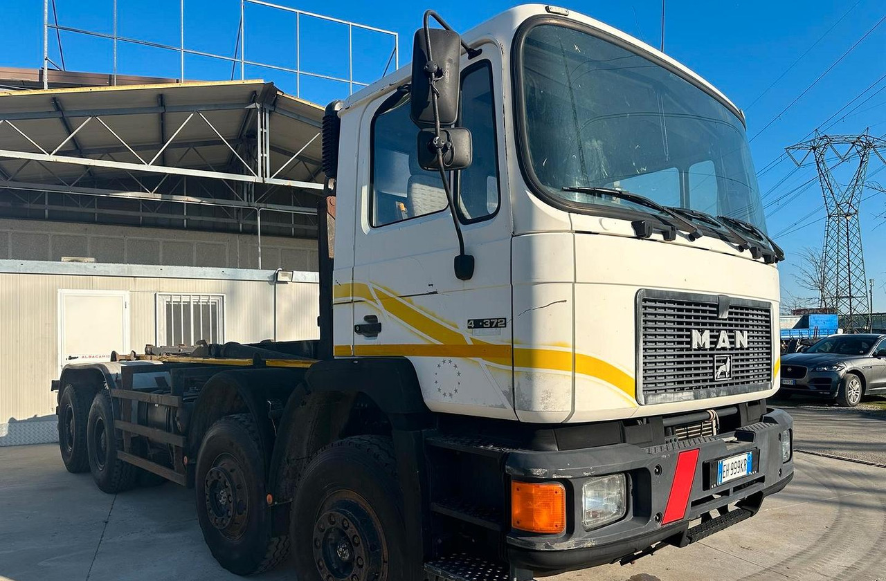 Man 4 assi scarrabile - Kamion s kukastom dizalicom: slika Man 4 assi scarrabile - Kamion s kukastom dizalicom Man 4 assi scarrabile - Kamion s kukastom dizalicom: slika Man 4 assi scarrabile - Kamion s kukastom dizalicom