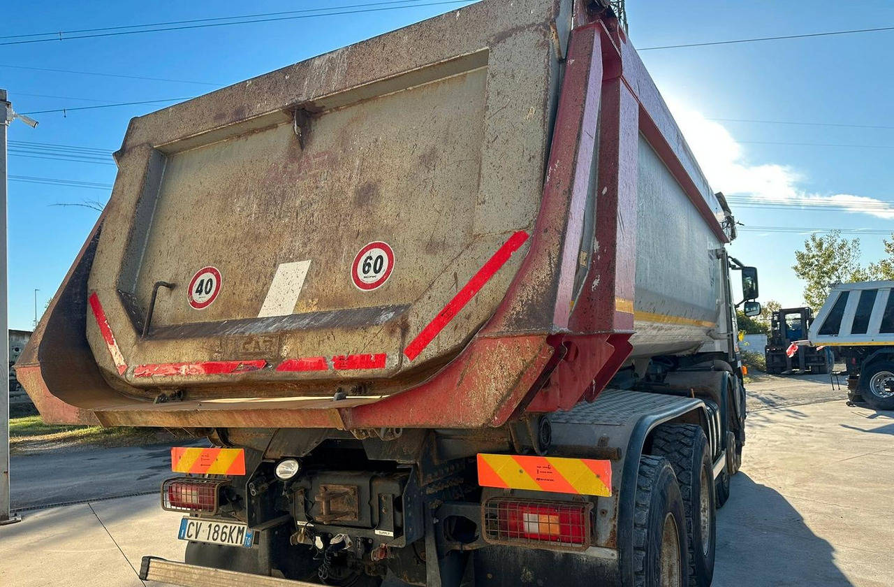 Volvo FM 12 420 ANNO 2005 - Kiper: slika  Volvo FM 12 420 ANNO 2005 - Kiper Volvo FM 12 420 ANNO 2005 - Kiper: slika  Volvo FM 12 420 ANNO 2005 - Kiper