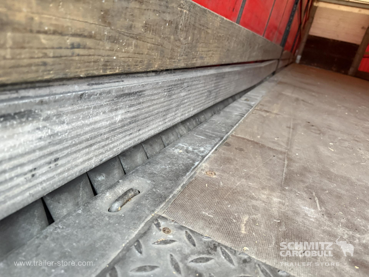 SCHMITZ Curtainsider Standard - Poluprikolica s ceradom: slika SCHMITZ Curtainsider Standard - Poluprikolica s ceradom SCHMITZ Curtainsider Standard - Poluprikolica s ceradom: slika SCHMITZ Curtainsider Standard - Poluprikolica s ceradom