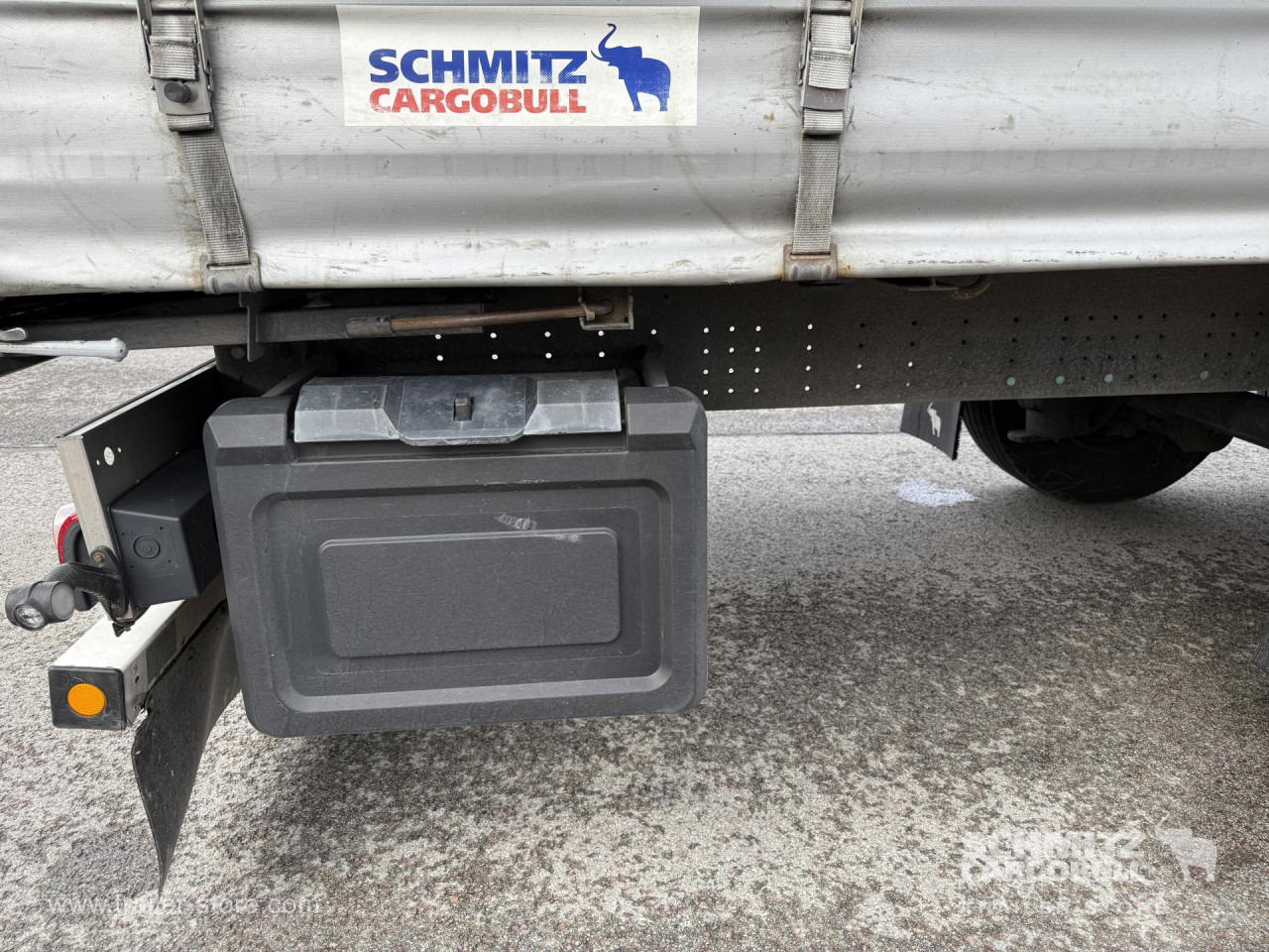 SCHMITZ Curtainsider Standard - Poluprikolica s ceradom: slika SCHMITZ Curtainsider Standard - Poluprikolica s ceradom SCHMITZ Curtainsider Standard - Poluprikolica s ceradom: slika SCHMITZ Curtainsider Standard - Poluprikolica s ceradom