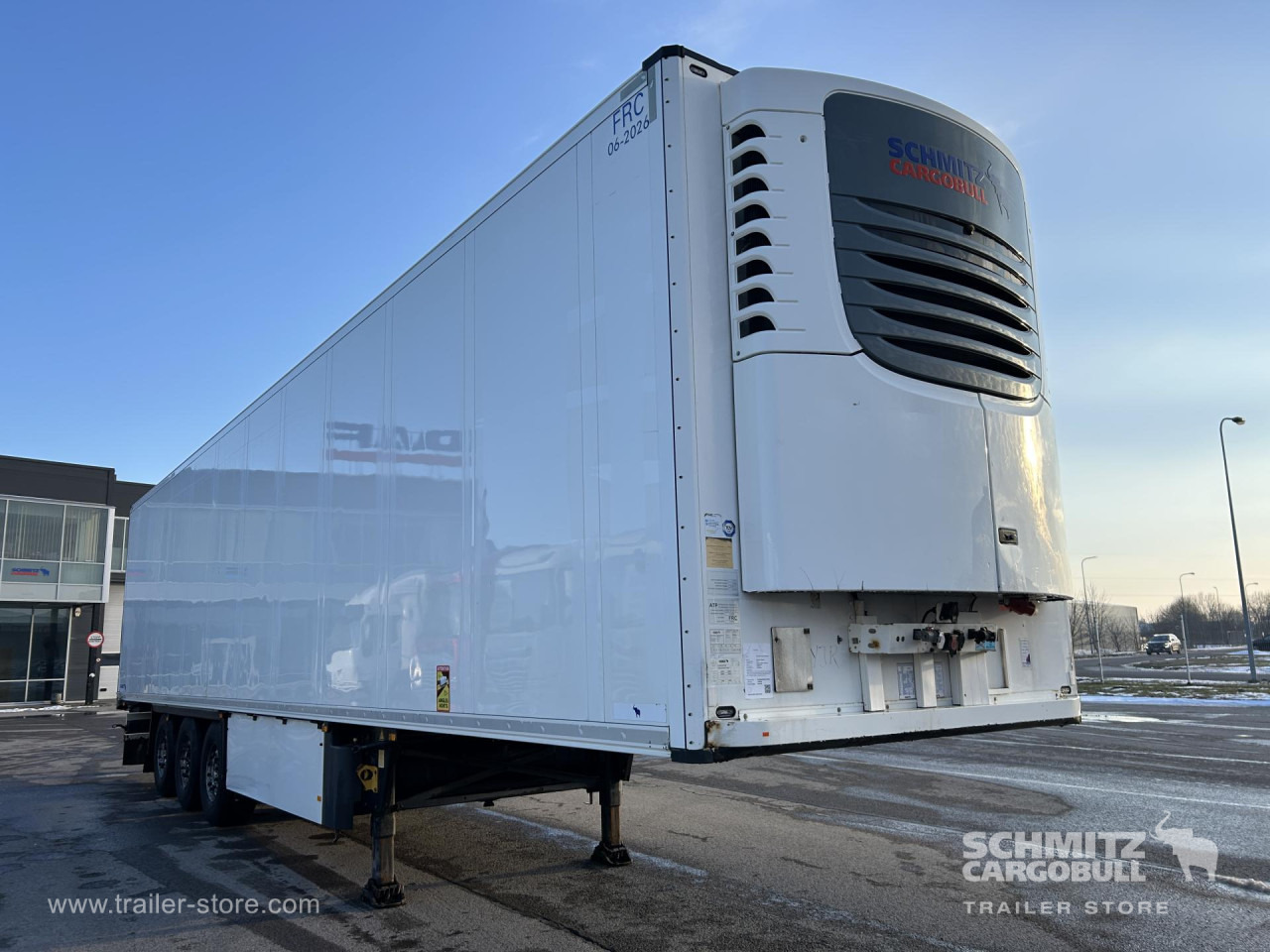 SCHMITZ Reefer Standard Double deck - Izotermna poluprikolica: slika SCHMITZ Reefer Standard Double deck - Izotermna poluprikolica SCHMITZ Reefer Standard Double deck - Izotermna poluprikolica: slika SCHMITZ Reefer Standard Double deck - Izotermna poluprikolica