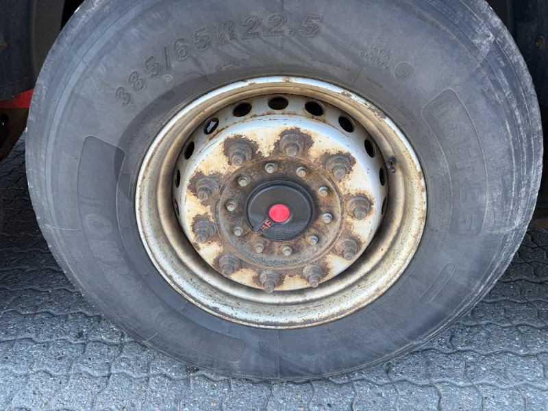 Poluprikolica s ceradom KEL-BERG 4-Axle Curtainsider/Planenauflieger/Gardintrailer: slika Poluprikolica s ceradom KEL-BERG 4-Axle Curtainsider/Planenauflieger/Gardintrailer Poluprikolica s ceradom KEL-BERG 4-Axle Curtainsider/Planenauflieger/Gardintrailer: slika Poluprikolica s ceradom KEL-BERG 4-Axle Curtainsider/Planenauflieger/Gardintrailer