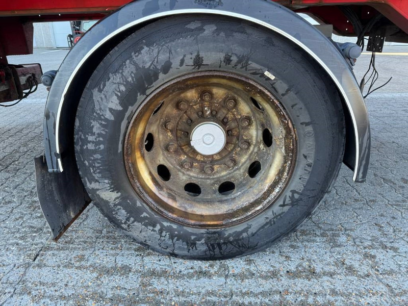 Poluprikolica s ceradom KEL-BERG City curtain / City-Plane / City gardin: slika Poluprikolica s ceradom KEL-BERG City curtain / City-Plane / City gardin Poluprikolica s ceradom KEL-BERG City curtain / City-Plane / City gardin: slika Poluprikolica s ceradom KEL-BERG City curtain / City-Plane / City gardin