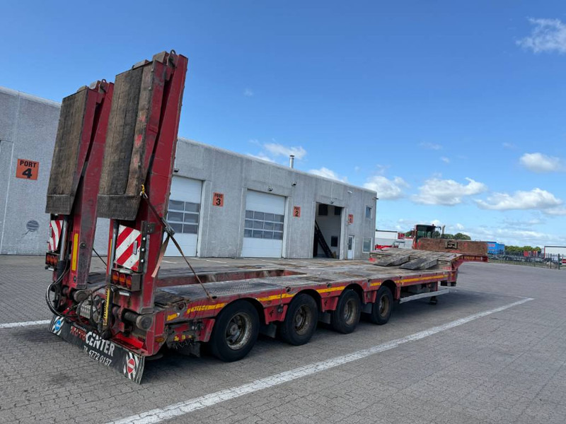 KEL-BERG Machinetrailer/Maschinenanhänger/Maskintrailer - Poluprikolica s niskim utovarivačem: slika KEL-BERG Machinetrailer/Maschinenanhänger/Maskintrailer - Poluprikolica s niskim utovarivačem KEL-BERG Machinetrailer/Maschinenanhänger/Maskintrailer - Poluprikolica s niskim utovarivačem: slika KEL-BERG Machinetrailer/Maschinenanhänger/Maskintrailer - Poluprikolica s niskim utovarivačem