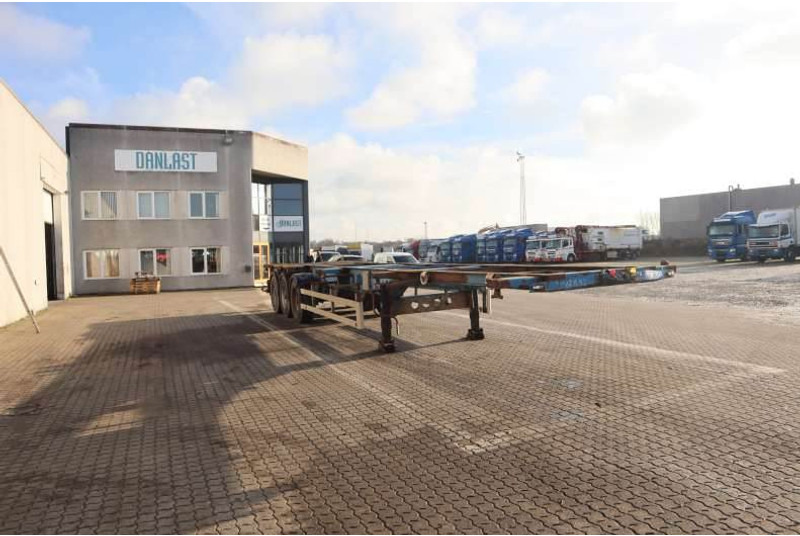 LECI 3-Axle Containerchassis - Transporter kontejnera/ Poluprikolica s izmjenjivim sanducima: slika LECI 3-Axle Containerchassis - Transporter kontejnera/ Poluprikolica s izmjenjivim sanducima LECI 3-Axle Containerchassis - Transporter kontejnera/ Poluprikolica s izmjenjivim sanducima: slika LECI 3-Axle Containerchassis - Transporter kontejnera/ Poluprikolica s izmjenjivim sanducima