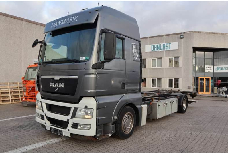 MAN TGX 18.480 Eftermonteret partikelfilter - Transporter kontejnera/ Kamion s izmjenjivim sanducima: slika MAN TGX 18.480 Eftermonteret partikelfilter - Transporter kontejnera/ Kamion s izmjenjivim sanducima MAN TGX 18.480 Eftermonteret partikelfilter - Transporter kontejnera/ Kamion s izmjenjivim sanducima: slika MAN TGX 18.480 Eftermonteret partikelfilter - Transporter kontejnera/ Kamion s izmjenjivim sanducima