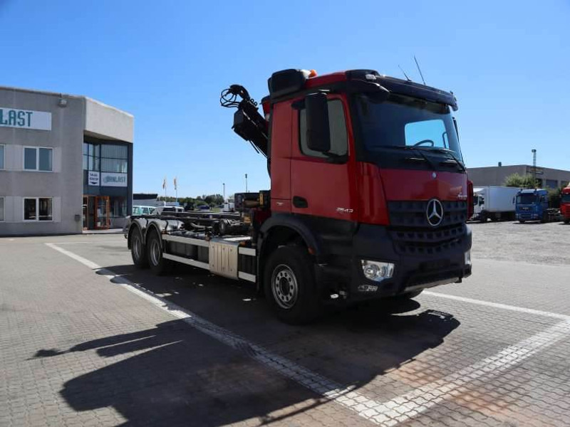 Mercedes-Benz Arocs 2643 euro 6 - Kamion s kabelskim sustavom: slika Mercedes-Benz Arocs 2643 euro 6 - Kamion s kabelskim sustavom Mercedes-Benz Arocs 2643 euro 6 - Kamion s kabelskim sustavom: slika Mercedes-Benz Arocs 2643 euro 6 - Kamion s kabelskim sustavom