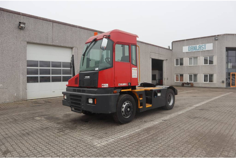 Kalmar Terminal tractor / Terminal-Zugmaschine / - Tegljač: slika Kalmar Terminal tractor / Terminal-Zugmaschine / - Tegljač Kalmar Terminal tractor / Terminal-Zugmaschine / - Tegljač: slika Kalmar Terminal tractor / Terminal-Zugmaschine / - Tegljač