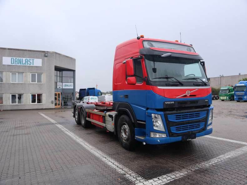 Volvo FM 500 EURO 6 - Kamion s kabelskim sustavom: slika Volvo FM 500 EURO 6 - Kamion s kabelskim sustavom Volvo FM 500 EURO 6 - Kamion s kabelskim sustavom: slika Volvo FM 500 EURO 6 - Kamion s kabelskim sustavom