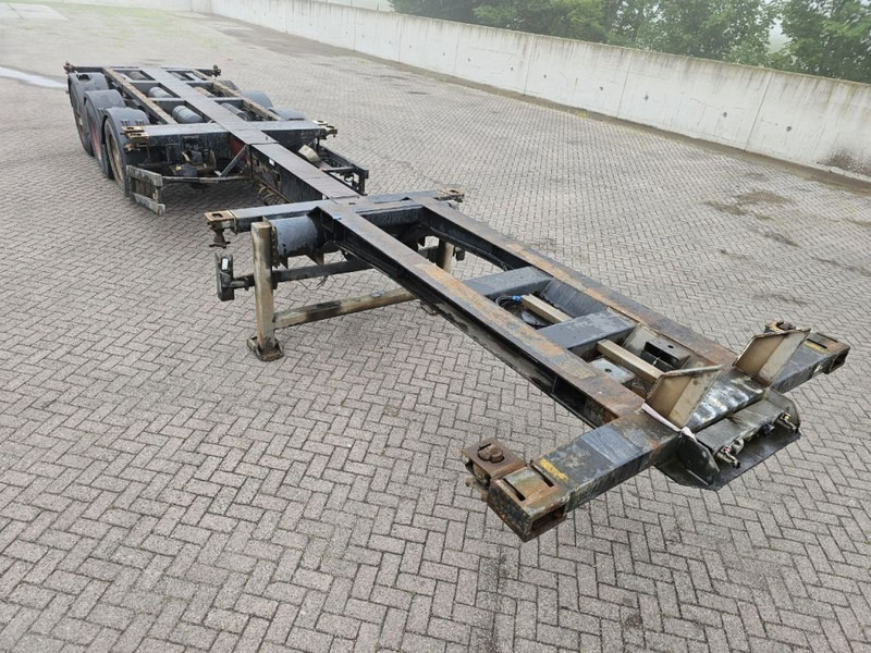 Broshuis MFCC Multi - Lifting axle - 2x20FT / 40FTHC / 45FTHC - Transporter kontejnera/ Poluprikolica s izmjenjivim sanducima: slika Broshuis MFCC Multi - Lifting axle - 2x20FT / 40FTHC / 45FTHC - Transporter kontejnera/ Poluprikolica s izmjenjivim sanducima Broshuis MFCC Multi - Lifting axle - 2x20FT / 40FTHC / 45FTHC - Transporter kontejnera/ Poluprikolica s izmjenjivim sanducima: slika Broshuis MFCC Multi - Lifting axle - 2x20FT / 40FTHC / 45FTHC - Transporter kontejnera/ Poluprikolica s izmjenjivim sanducima