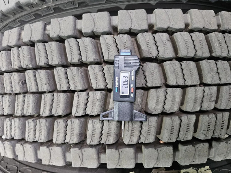 Guma za Kamion Continental 295/80R22.5 - 20mm: slika Guma za Kamion Continental 295/80R22.5 - 20mm