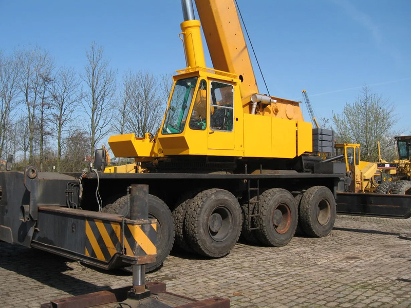 Gottwald TMK 100-44 - Autodizalica za sve terene: slika Gottwald TMK 100-44 - Autodizalica za sve terene Gottwald TMK 100-44 - Autodizalica za sve terene: slika Gottwald TMK 100-44 - Autodizalica za sve terene
