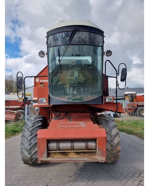 Laverda 3400 - Kombajn za žetvu: slika Laverda 3400 - Kombajn za žetvu Laverda 3400 - Kombajn za žetvu: slika Laverda 3400 - Kombajn za žetvu