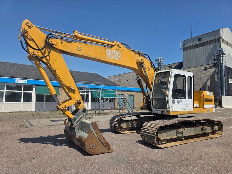 Liebherr R 912 LC crawler excavator Liebherr R912LC Graafmachine – Rupsgraafmachine - Bager gusjeničar: slika Liebherr R 912 LC crawler excavator Liebherr R912LC Graafmachine – Rupsgraafmachine - Bager gusjeničar Liebherr R 912 LC crawler excavator Liebherr R912LC Graafmachine – Rupsgraafmachine - Bager gusjeničar: slika Liebherr R 912 LC crawler excavator Liebherr R912LC Graafmachine – Rupsgraafmachine - Bager gusjeničar