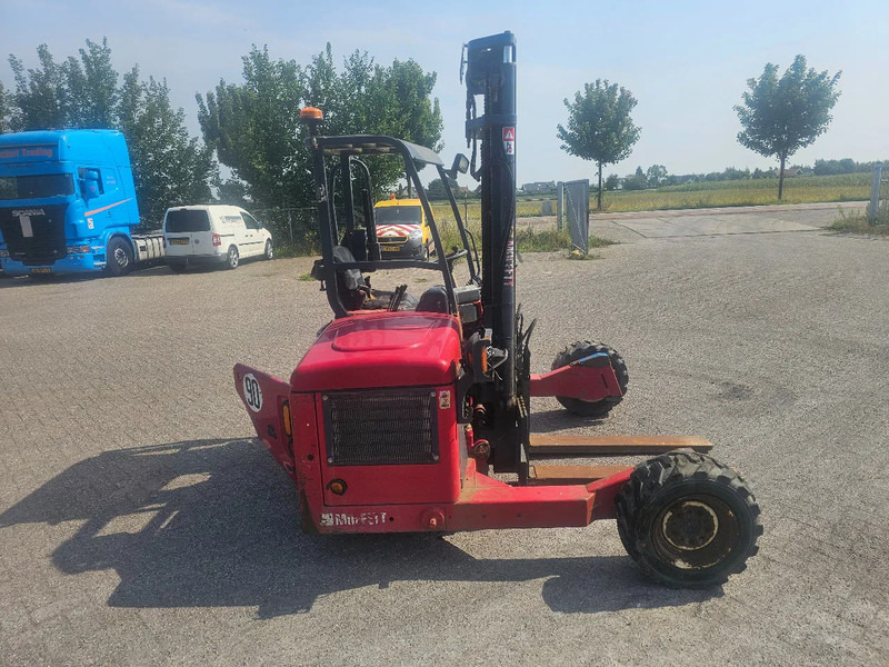 Moffett M4 20.3 RE4-45-1200-900 - Viličar: slika Moffett M4 20.3 RE4-45-1200-900 - Viličar Moffett M4 20.3 RE4-45-1200-900 - Viličar: slika Moffett M4 20.3 RE4-45-1200-900 - Viličar