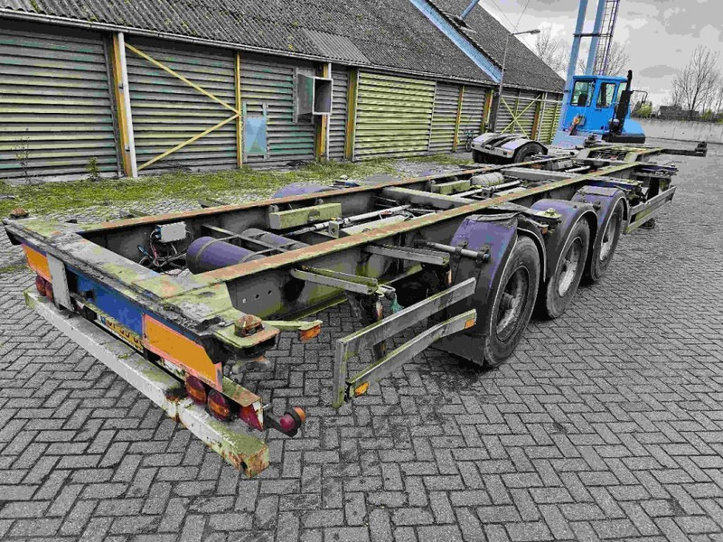 Pacton BPW - DRUM - Transporter kontejnera/ Poluprikolica s izmjenjivim sanducima: slika Pacton BPW - DRUM - Transporter kontejnera/ Poluprikolica s izmjenjivim sanducima Pacton BPW - DRUM - Transporter kontejnera/ Poluprikolica s izmjenjivim sanducima: slika Pacton BPW - DRUM - Transporter kontejnera/ Poluprikolica s izmjenjivim sanducima