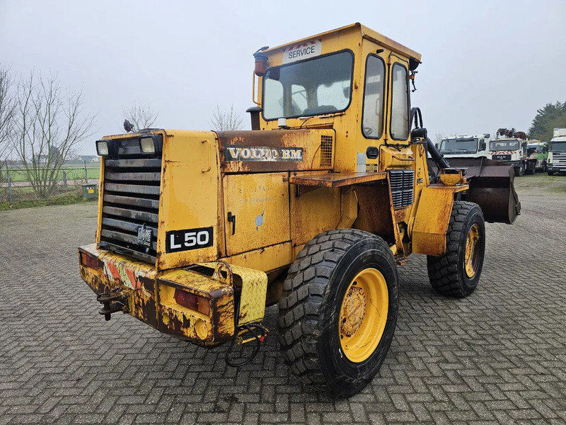 Volvo L50 - Utovarivač na kotačima: slika Volvo L50 - Utovarivač na kotačima Volvo L50 - Utovarivač na kotačima: slika Volvo L50 - Utovarivač na kotačima