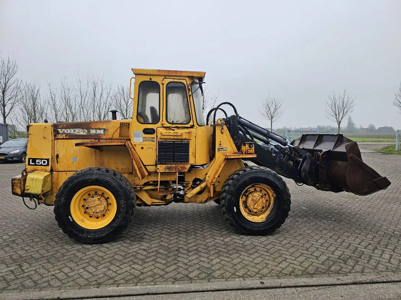 Volvo L50 - Utovarivač na kotačima: slika Volvo L50 - Utovarivač na kotačima Volvo L50 - Utovarivač na kotačima: slika Volvo L50 - Utovarivač na kotačima